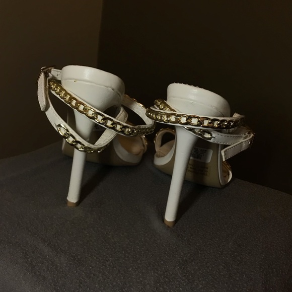 Windsor Sandals - Picture 2 of 4